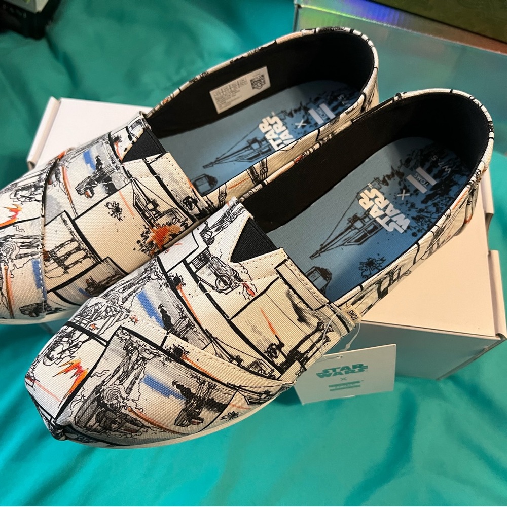 Toms x Disney x Star Wars Brand New Shoes Rare